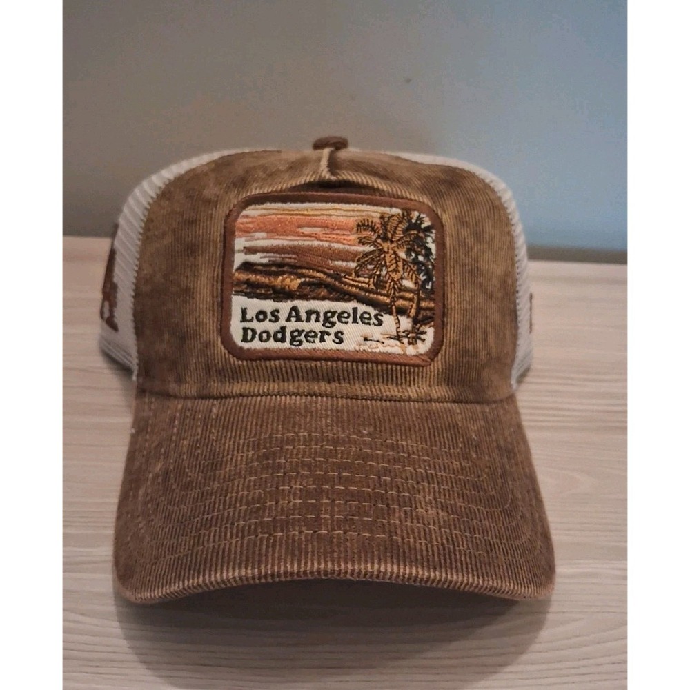 Los Angeles Dodgers New Era 9Twenty Corduroy Vintage Landscape Snapback Hat NWT